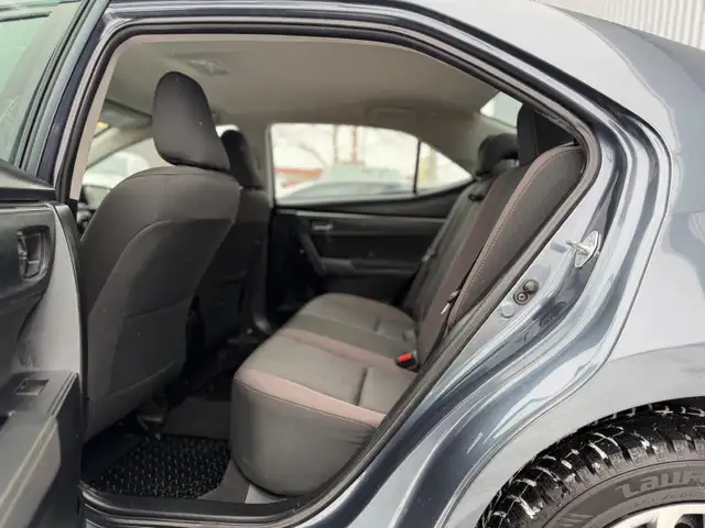 2017 Toyota Corolla LE FWD - Photo 8