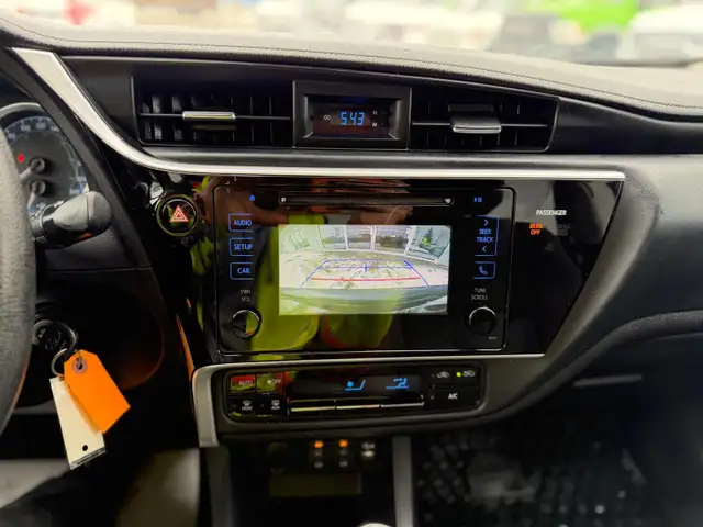 2017 Toyota Corolla LE FWD - Photo 13