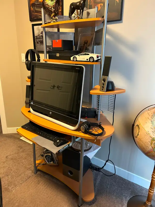 H P Computer desktop 23 inch. All one