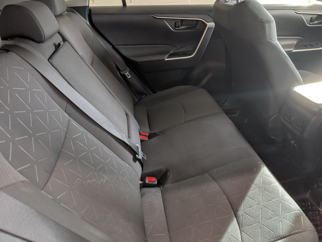 2024 Toyota RAV4 LE AWD - Photo 7