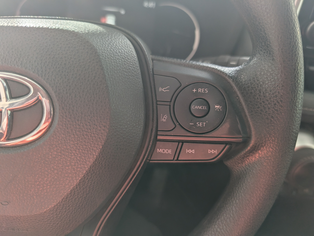 2024 Toyota RAV4 LE AWD - Photo 18