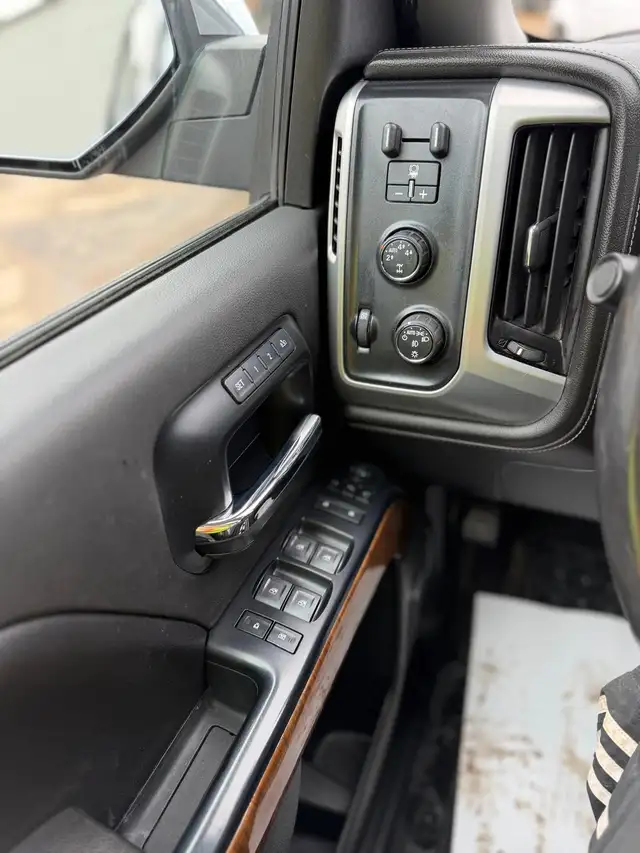 2014 GMC Sierra 1500 SLT 5.3L 4X4 - Photo 21