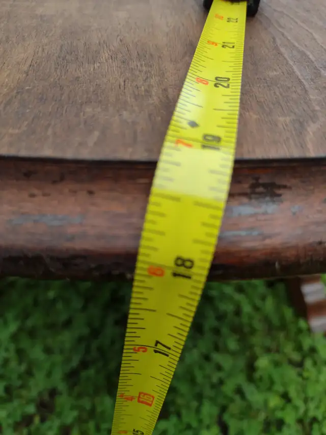 Vintage tilt top accent table - Photo 4