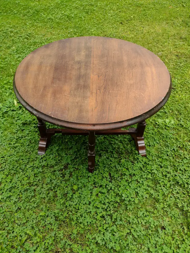 Vintage tilt top accent table - Photo 6