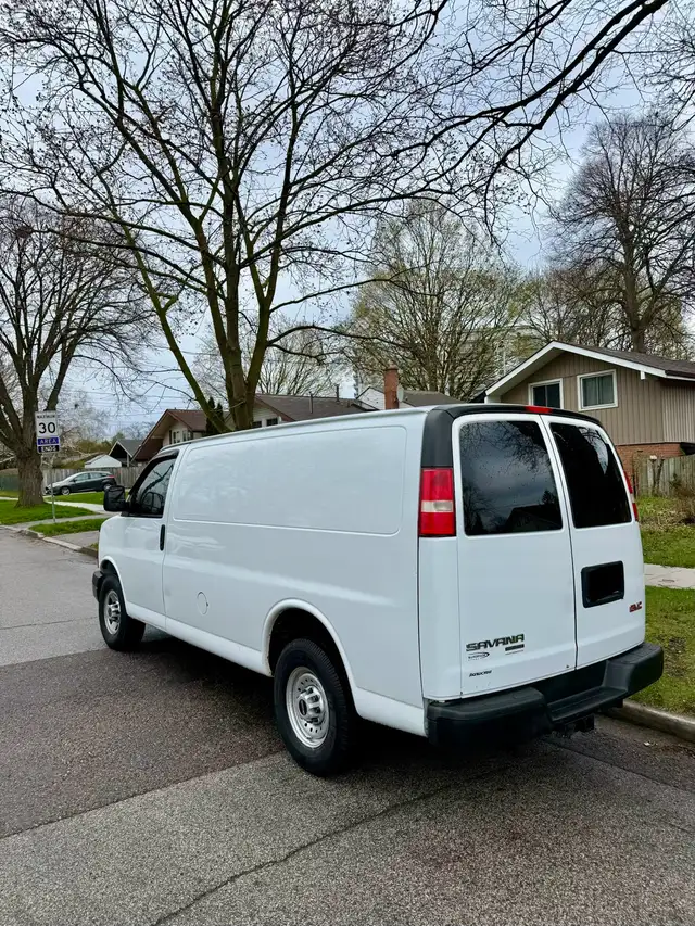 GMC SAVANA 2015 2500