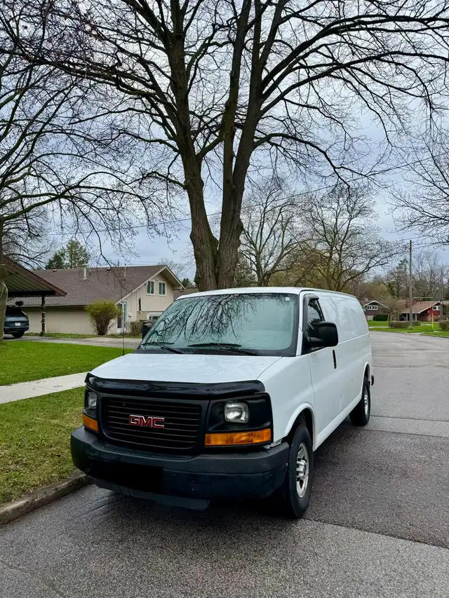 GMC SAVANA 2015 2500 - Photo 2