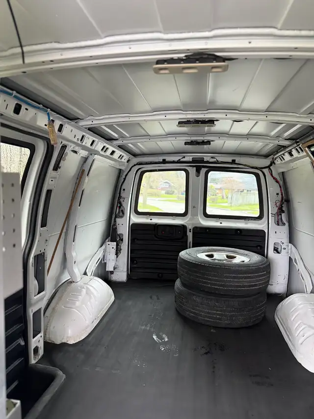 GMC SAVANA 2015 2500 - Photo 6