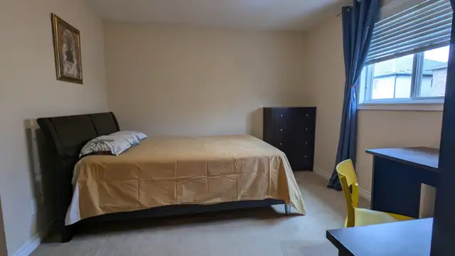 West Mountain Hamilton - Room Available - Photo 11