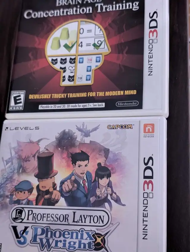 Nintendo DS/3DS games plus 3DS sys needs charger - Photo 2