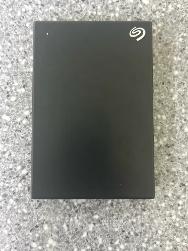 SeaGate 1TB External Drive - Photo 2