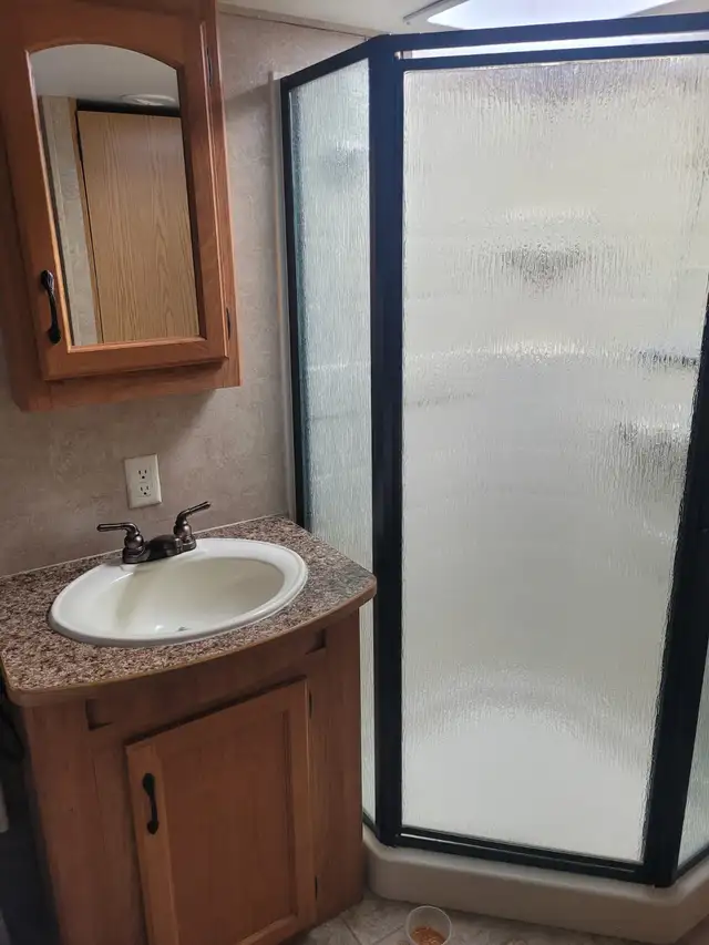 2009 28’ Copper Canyon - Photo 7