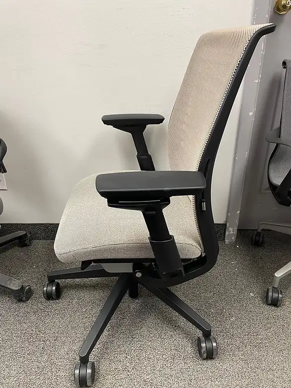 Steelcase Think V2 Chair-Call Us Now! - Photo 2