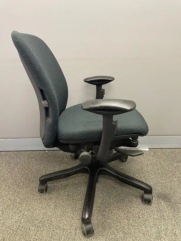 Teknion Amicus Chair-Call Us Now! - Photo 2