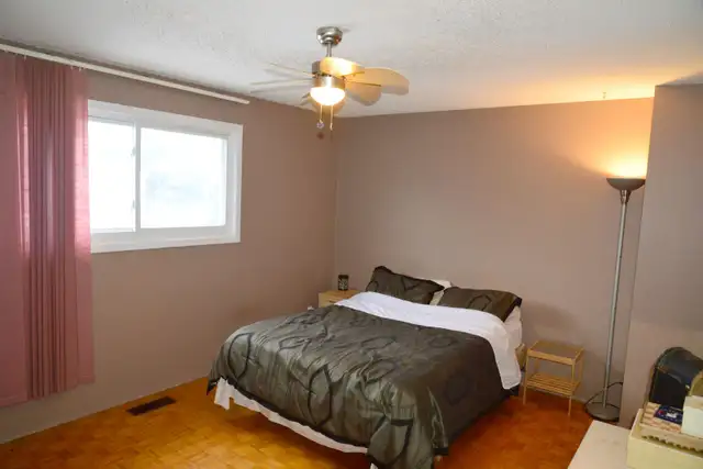 3 Beds,2 Bath,Finished Basement,Appliances,A.C.Garage,Patio,Town - Photo 7