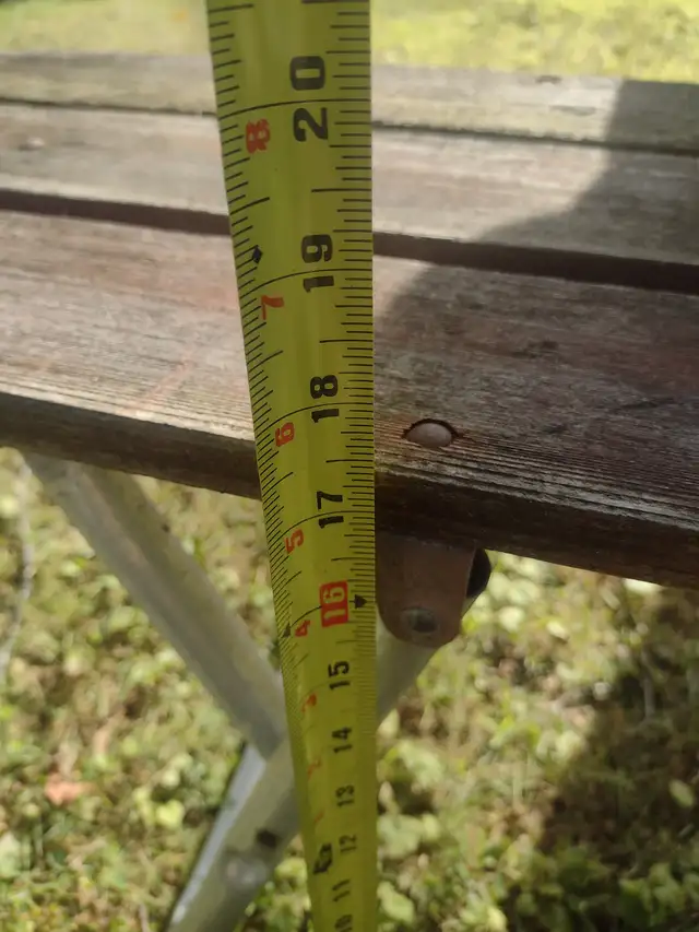 Two 5' wood and metal benches - Photo 3