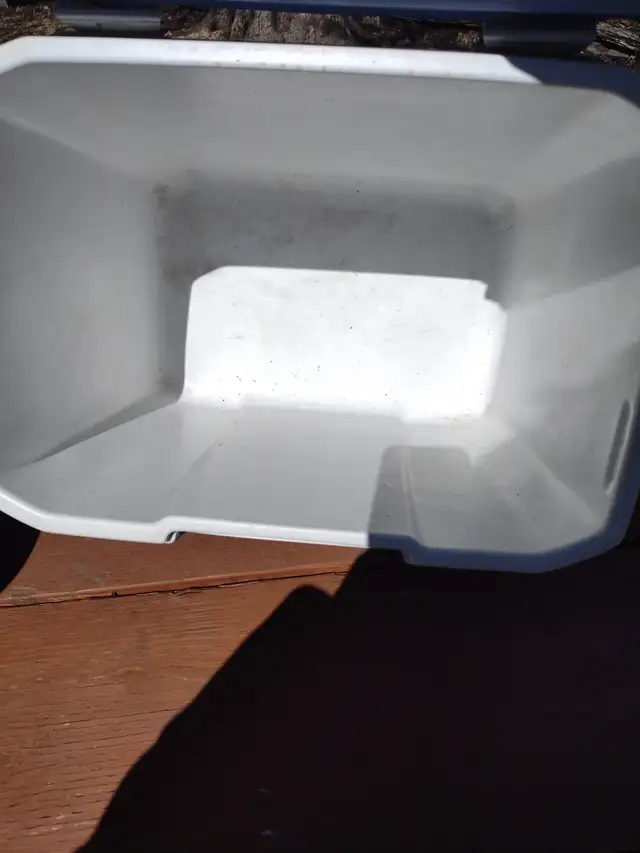 Chef barbecue and Coleman cooler - Photo 2