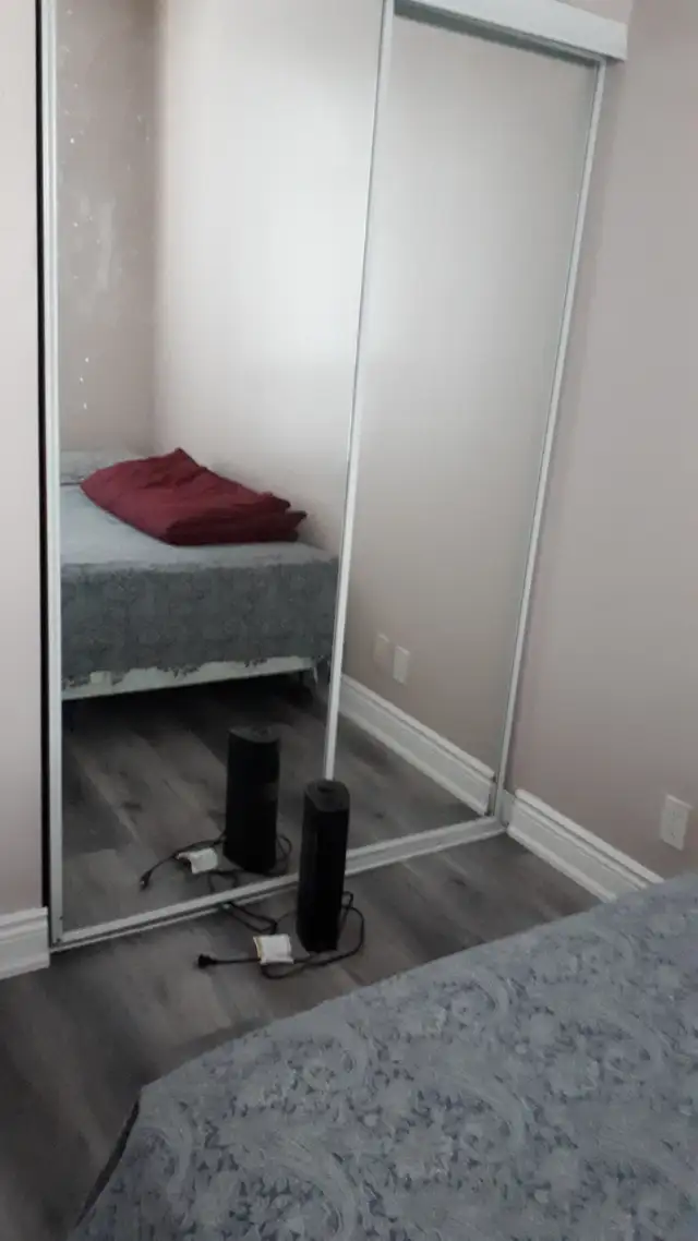 ROOM RENT IN MISSISSAUGA SQ 1 FOR SINGLE PERSON - Photo 4