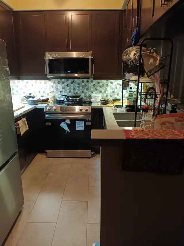 ROOM RENT IN MISSISSAUGA SQ 1 FOR SINGLE PERSON - Photo 8