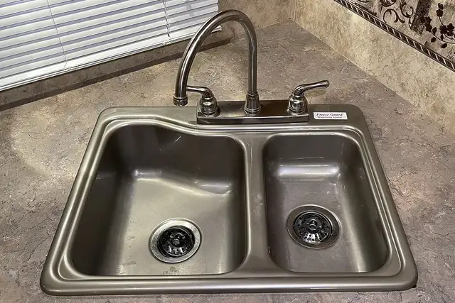 2008 Pilgrim International Legends 37QB4S – Pre-Owned 5th Wheel - Photo 23