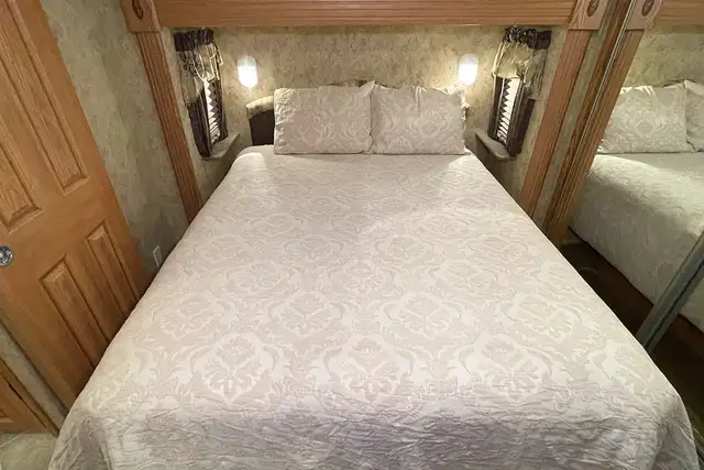 2008 Pilgrim International Legends 37QB4S – Pre-Owned 5th Wheel - Photo 37