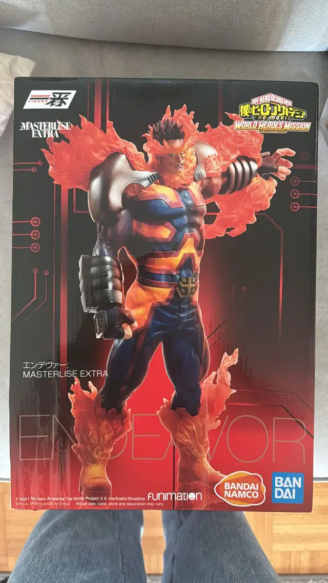 Endeavor and Shoto Figures - Photo 2
