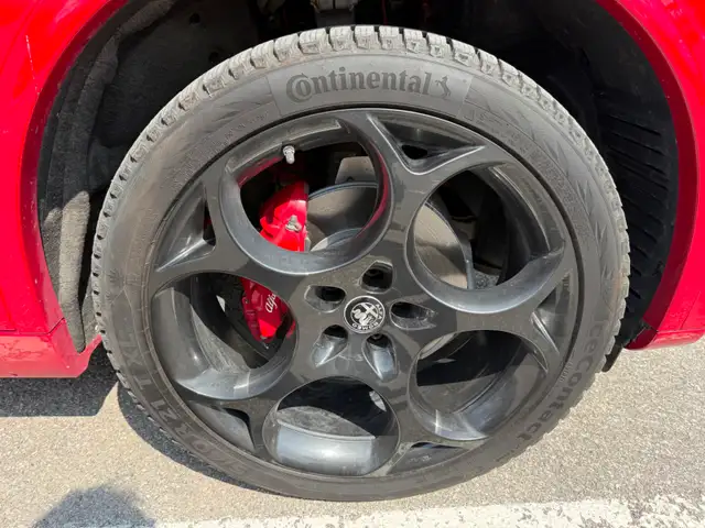 Alfa Romeo Stelvio Veloce 2022 - Photo 9