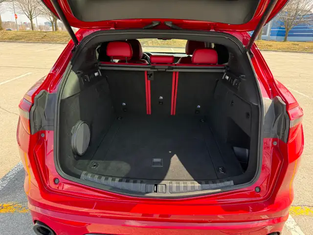 Alfa Romeo Stelvio Veloce 2022 - Photo 11