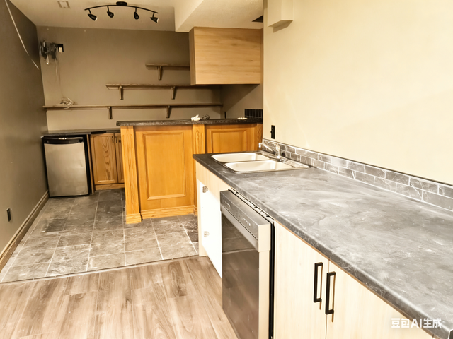 Basement room for rent - Photo 3