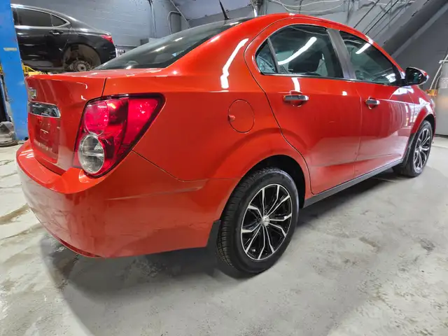 2013 CHEVROLET SONIC LT - FINACEMENT FACILE ET RAPIDE DISPO - Photo 8
