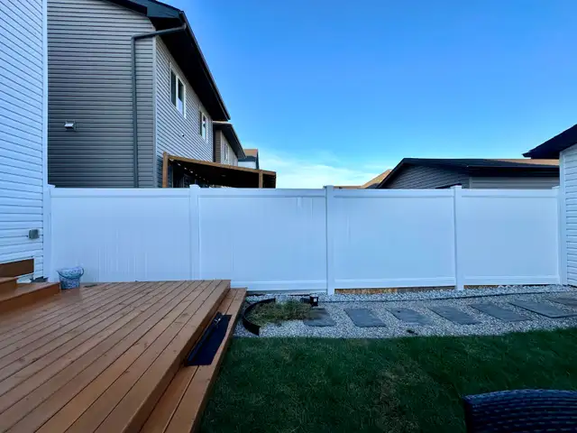 Premium Vinyl Fence - Photo 4