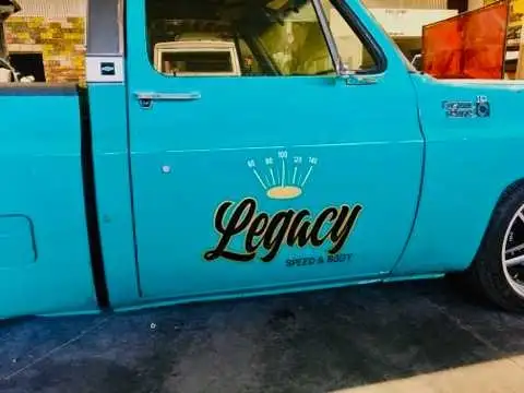 Custom old school lettering and pinstriping - Photo 3