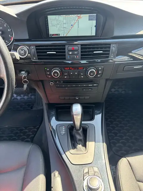 2011 BMW 3 Series 328i xDrive AWD - WARRANTY INC, LEATHER, ROOF, - Photo 11