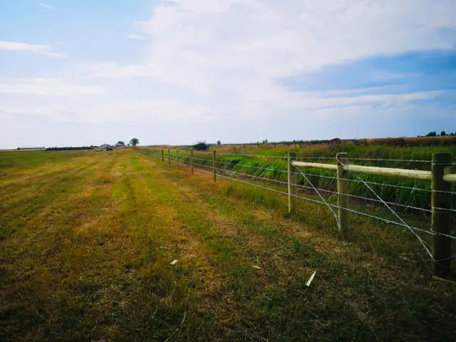 Fence installer - Photo 2