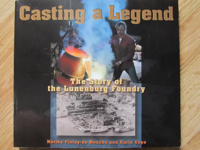 CASTING A LEGEND by Marike Finlay-de Monchy - 2002 SC