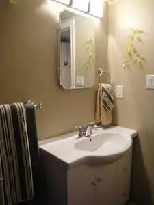 BASEMENT SUITE FULLY FURNISHED FOR MAY 1, 2026 - Photo 7