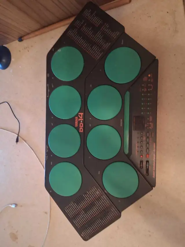 Drum machine Yamaha DD-14