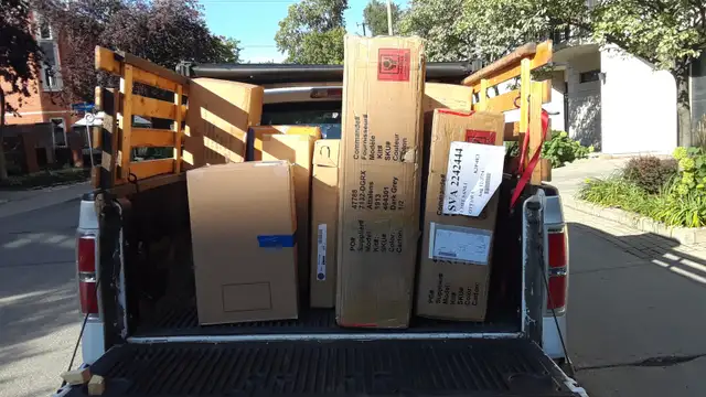 Small mover, Delivery truck. Furniture etc.