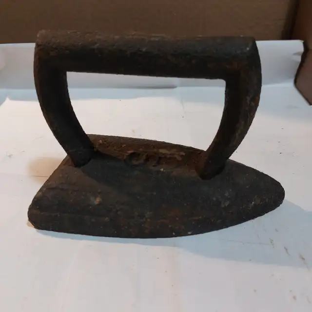 Cast-iron Sad iron - Photo 2