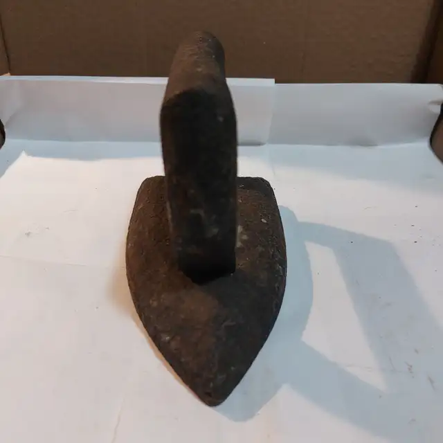 Cast-iron Sad iron - Photo 3