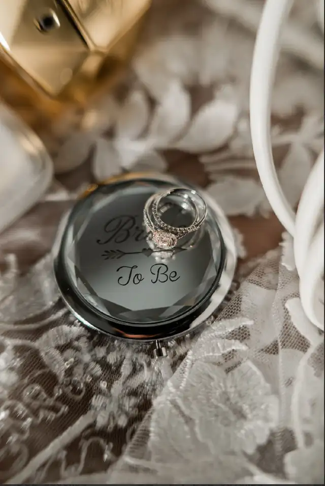 Day-of Wedding Corrdinator - Photo 5