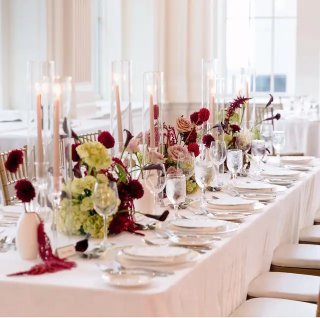 Day-of Wedding Corrdinator - Photo 7