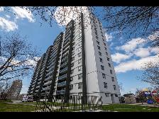 3 Bedroom Apartment for Rent - 3434 Eglinton Avenue East - Photo 2