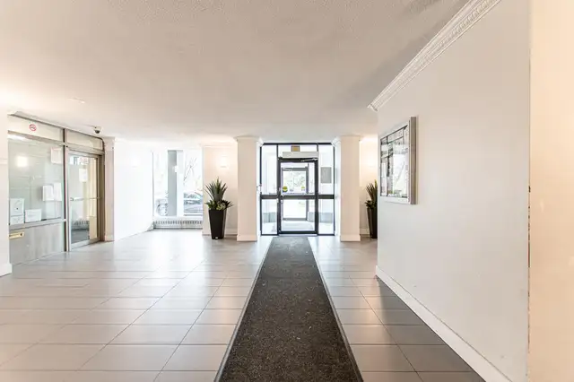 3 Bedroom Apartment for Rent - 3434 Eglinton Avenue East - Photo 9