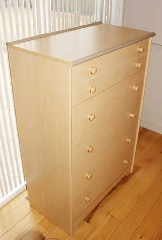 Bureau de chambre, 5 tiroirs, ultra propre 60$ livré si... - Photo 3