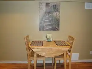 BASEMENT SUITE FULLY FURNISHED FOR MAY 1, 2026 - Photo 5