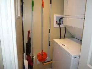 BASEMENT SUITE FULLY FURNISHED FOR MAY 1, 2026 - Photo 8