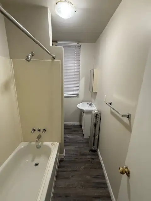 480 LANGSIDE - 1 BR - Available June 1st - Photo 12