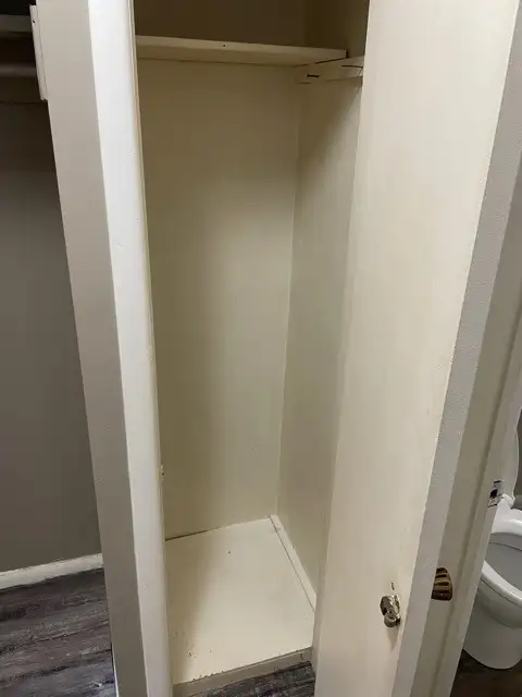 506 Balmoral - 1 BR available NOW! - Photo 6