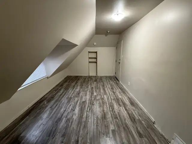 West Broadway - Room for RENT - available June 1st - Photo 3