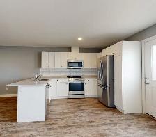 #6271 - 3 Bedroom/2.5 Bath Townhouse W/Garage in Clairmont $2150 - Photo 7